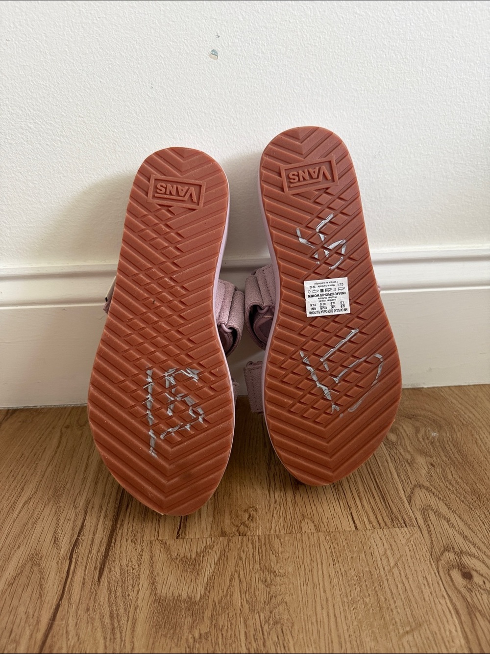 Vans Cayucas Slide Platform Sandals - Picture 6 of 6
